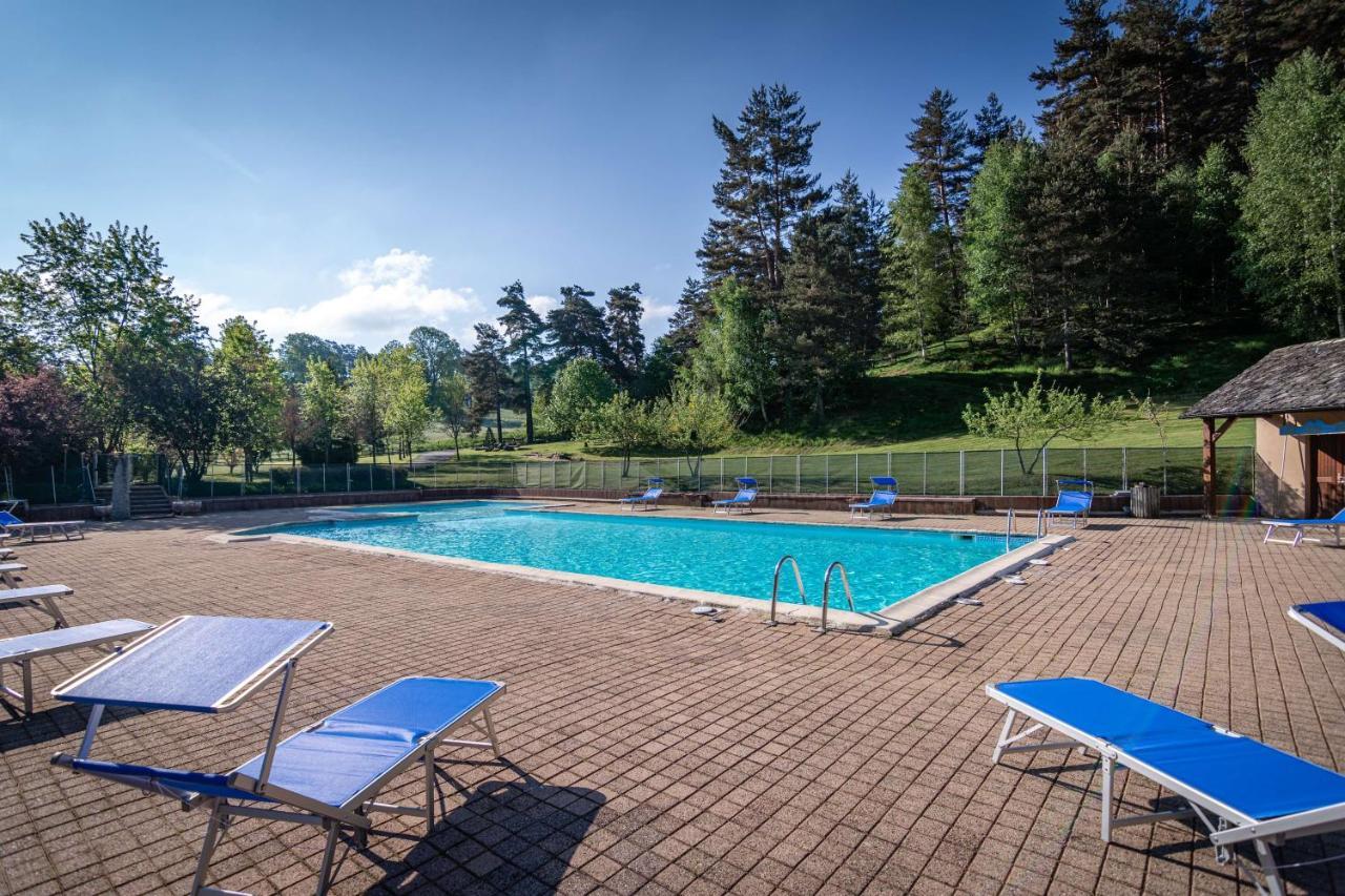Les Hameaux De Lozere Sure Hotel Collection By Best Western Fournels Ngoại thất bức ảnh