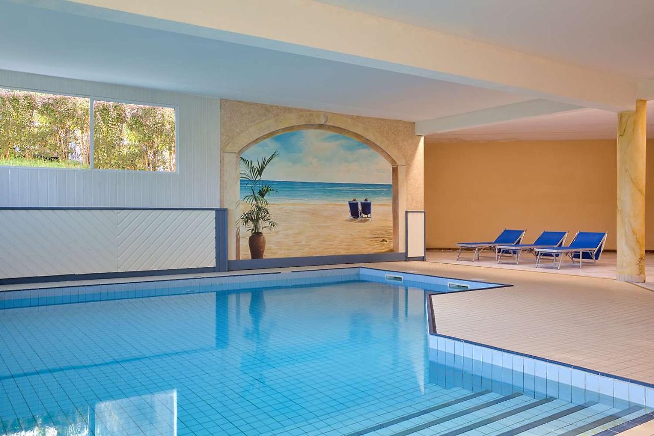 Les Hameaux De Lozere Sure Hotel Collection By Best Western Fournels Ngoại thất bức ảnh